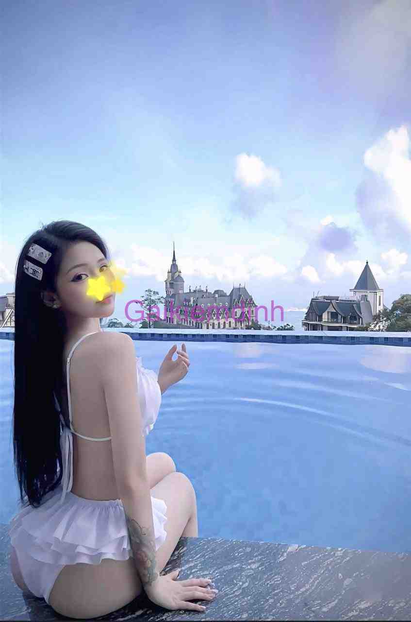 Bảo Ngọc – Cô Gái Dễ Thương Xinh Đẹp Đường Cong Đầy Mê Hoặc