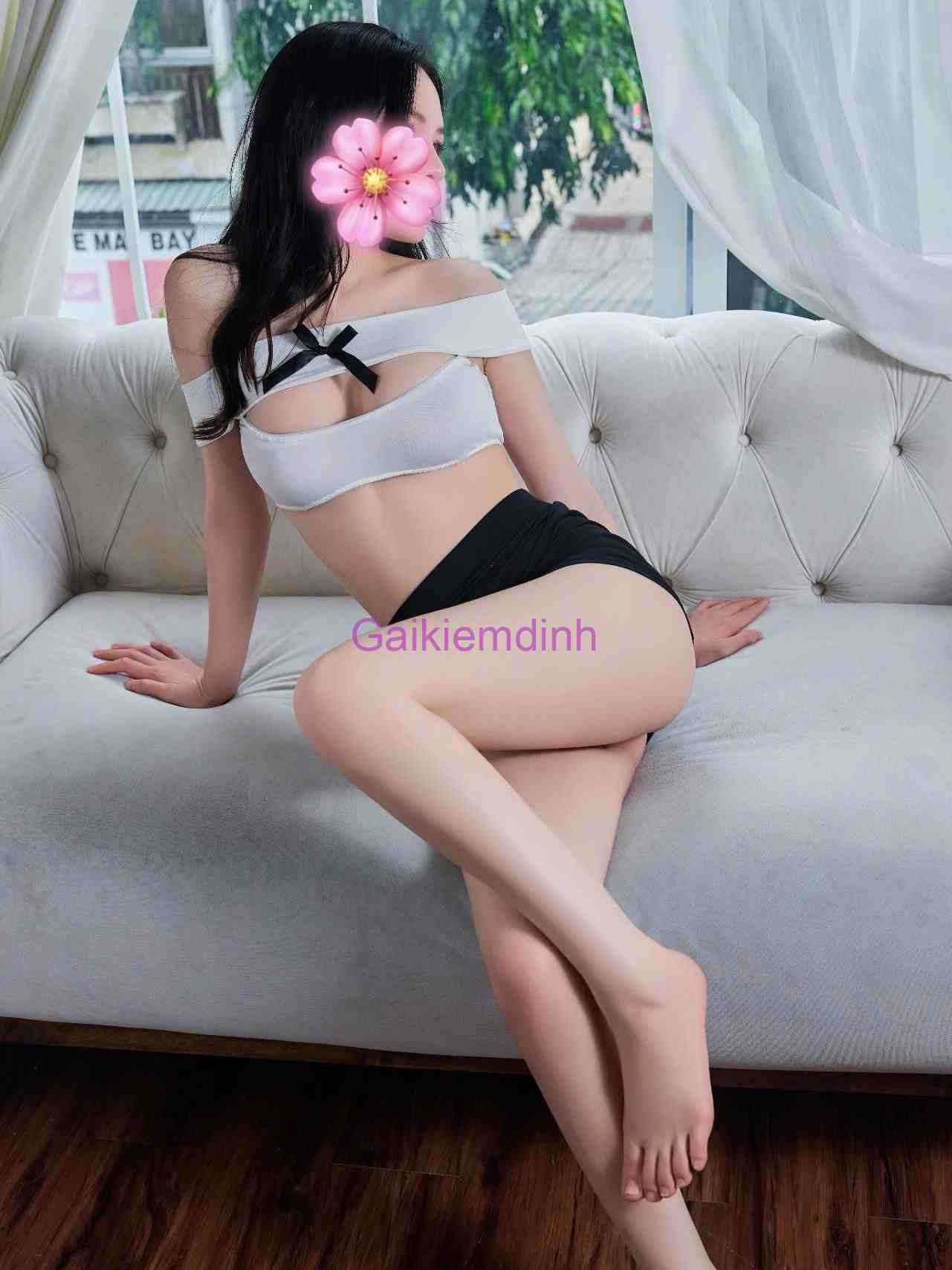Linh Anh Gái Non Ngon Xinh Hàng Chất Lượng Thủ Đức