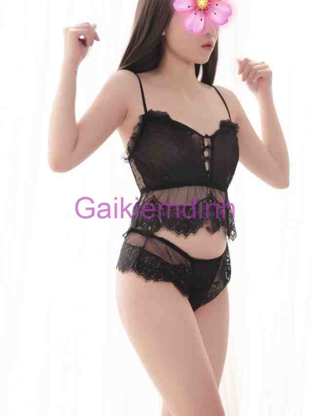Linh Chi – Em gái gọi Thủ Dầu 1 dáng chuẩn, chiều lòng khách yêu
